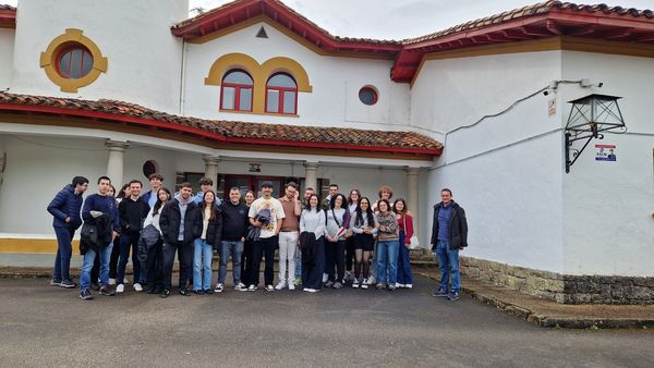 Foto Visita de un grupo de estudiantes del Grado de Biología de la Universidad de Oviedo. Villaviciosa, 30 de abril de 2024