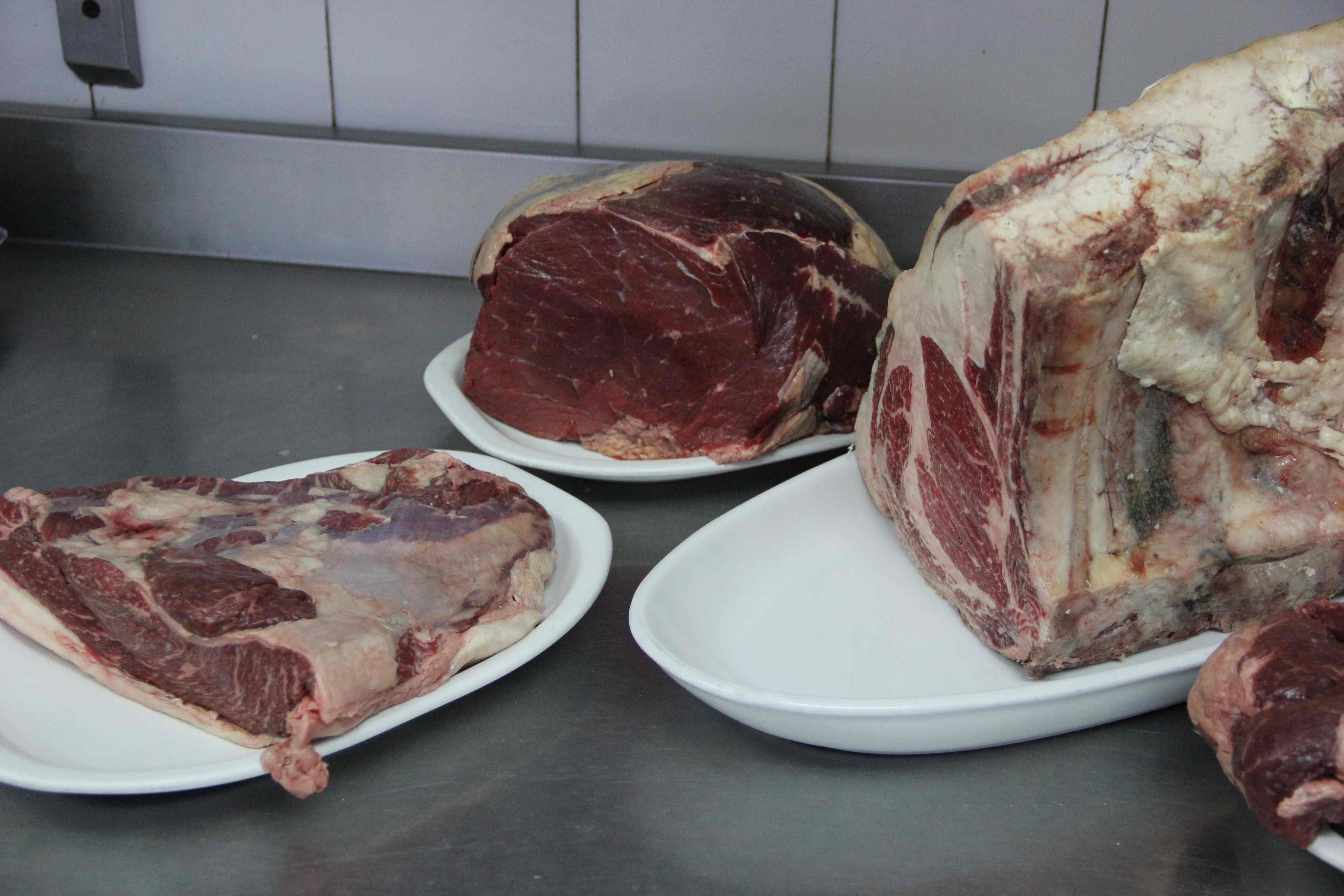 El proyecto trata de revalorizar no solo la carne de primera, si no también las piezas menos demandadas. © SERIDA 2011. 