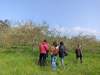 Foto Alumnado del Grado de Biología  realiza prácticas de campo sobre la polinización del manzano en el SERIDA. Villaviciosa, 29 de abril de 2022.